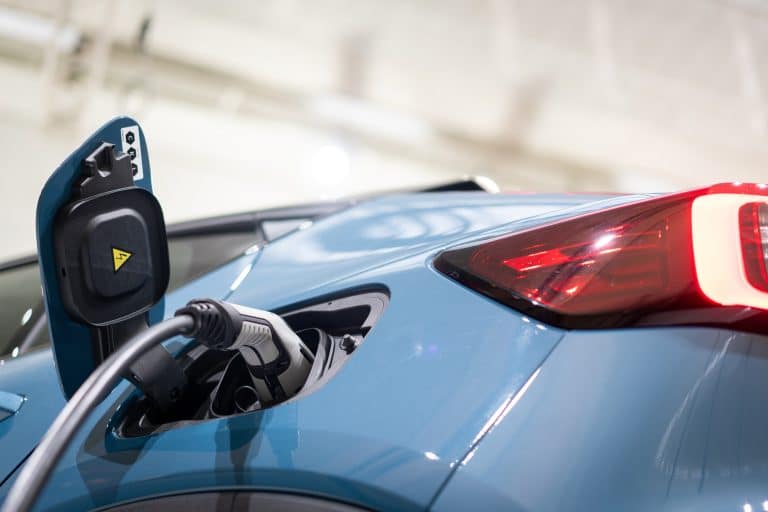 Comparatif des assurances pour véhicules électriques et traditionnels