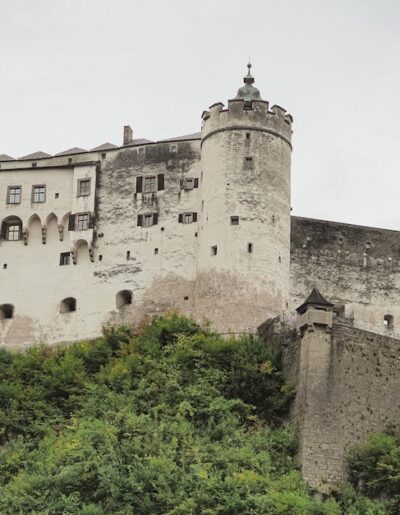 découvrez les destinations culturelles incontournables pour enrichir vos voyages avec histoire, art et traditions uniques.