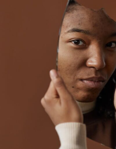 explorez le voyage de la découverte de soi pour mieux comprendre vos passions, valeurs et objectifs de vie.